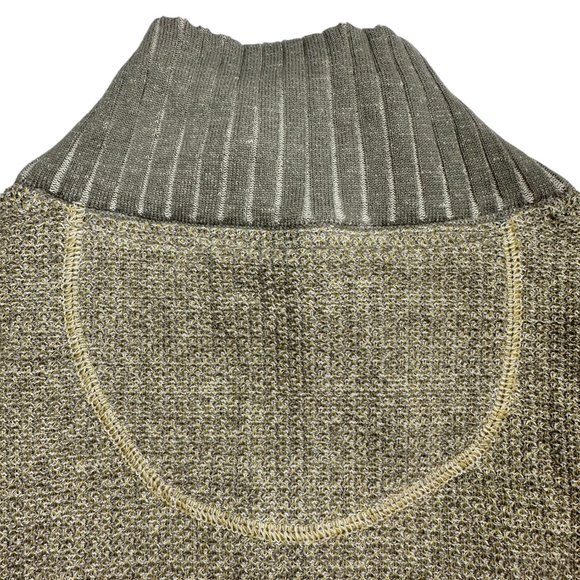 A. Tiziano Hayden Quarter Zip Lightweight Sweater (M) - Picture 8 of 9